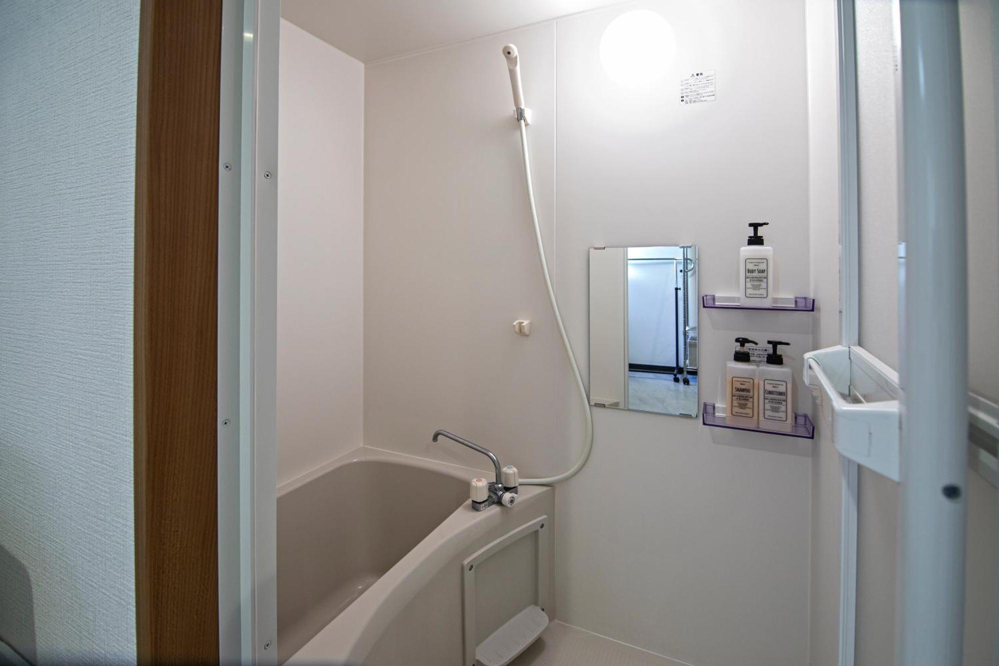 山house中津 最大10人 中津駅まで徒歩6分 梅田まで電車4分行ける！　 Apartment Osaka Exterior photo